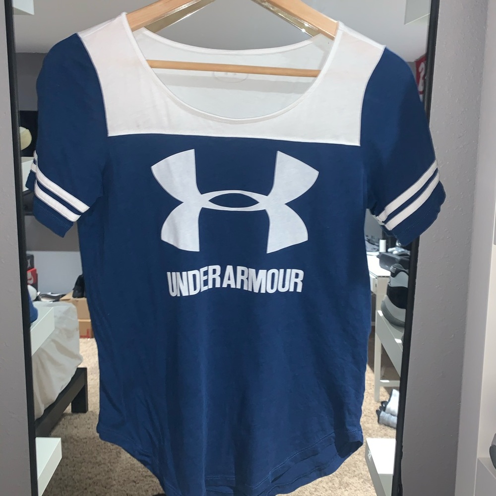 Under Armour women’s short sleeve shirt